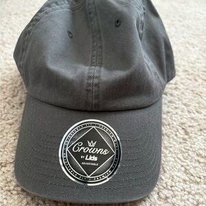 Lids Crowns Gray Adjustable Cap